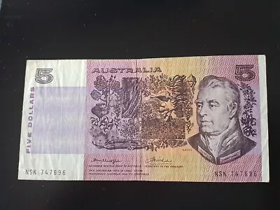 $25 • Buy Australia 1976 Knight/Wheeler $5 Gothic Centre Thread Banknote 