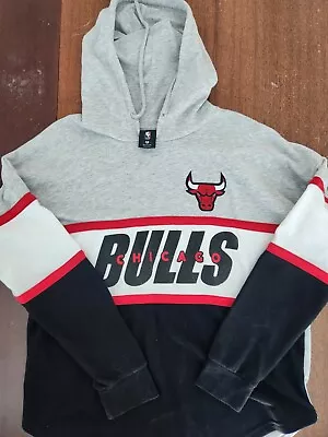 Chicago Bulls Hoodie Vintage NBA  Medium • $40