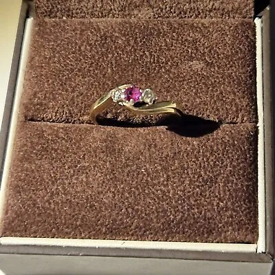 9CT GOLD RUBY & DIAMOND RING SIZE O 2.88g • £90