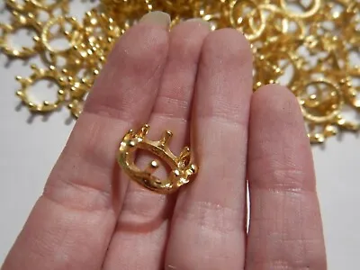 100 Pcs 3D GOLD TONE CROWN CHARMS Coronet Tiara King Queen Pendant Miniature Y4 • $24.99