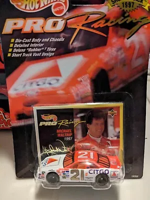 Hot Wheels Pro 1997 Michael Waltrip #21 Diecast 1:64 NASCAR Ford Racecar • $2