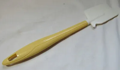 Vintage Rubbermaid Spatula Scraper Thick Handle Nylon Yellow • $21