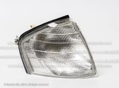 Front Indicator Light Lamp White Mercedes C Klass W202 93-00  Right A2028260843 • $18.50