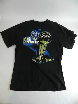 $26 • Buy Adidas Dallas Mavericks NBA 2011 Black Champions Roster Graphic T Shirt Large