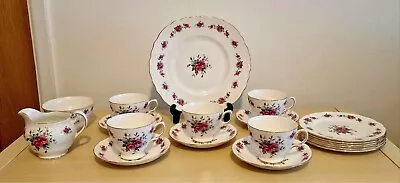 Vintage Queen Anne Bone China 19 Piece Tea Set Floral Pattern No 8186 Gold Edge • £25