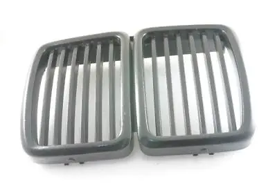 OEM BMW E30 Black Painted Front Kidney Center Grille 86-91 318i 325e 325i 325ix • $30.42