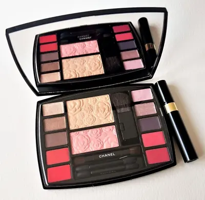 CHANEL Travel Makeup Palette HARMONIE DE CAMELIAS Makeup Essentials With Mascara • $225