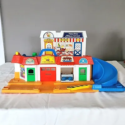 Fisher Price Little People #2500 Play Family Main Street Play: Vintage 1986 1990 • $50