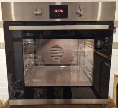 £350 • Buy Neff B1gcc0an0b - Single Oven