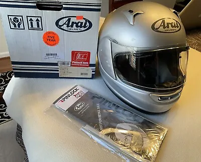 Arai Signet-Q Full Face Motorcycle Helmet Silver Small • $150