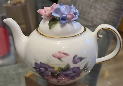 £30 • Buy  Royale Stratford Country Cottage Teapot Collection  Floral Lid Sweet Peas 