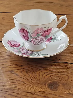 Vintage Queen Anne Bone China Made In England Floral Teacup And Saucer Set  • $19.58