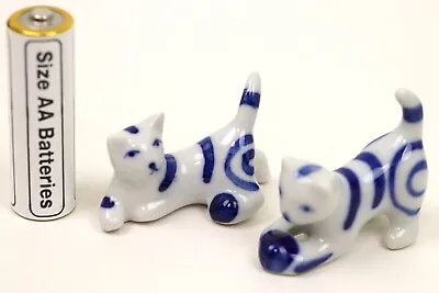 MANEKI NEKO BECKONING CAT Blue And White Porcelain Set Of 2 Good Luck19016 Japan • $35