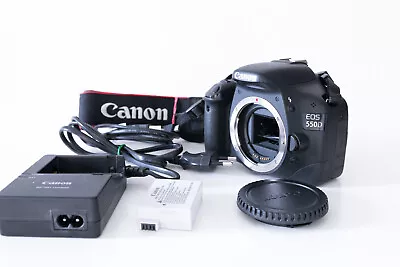 Canon EOS 550D / Rebel T2i / Kiss X4 APS-C DSLR Camera Body And Accessories • £132.24