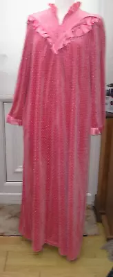 Womens Vintage Dressing Gown Robe Valore Dusty Pink Zip Up Medium • £7.99