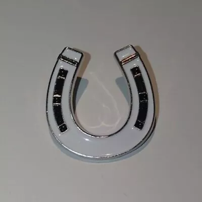 Horse Shoe (Horse Shows Weddings Or Jockeys) Pin Badge. • £4.50