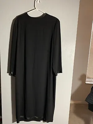 Maggie Shepherd Black Dress (L) • $50