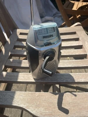£1.04 • Buy Philips Self Powered Wind-Up AM/FM Portable Radio Handheld Travel