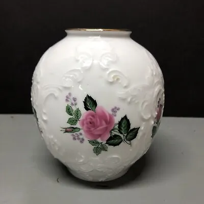 $9.99 • Buy Royal Porzellan Bavaria Germany Vase KPM Handarbeit White Embossed With Florals
