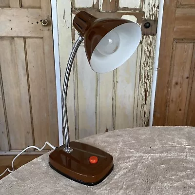 Vintage Hong Kong Brown Metal Gooseneck Table Lamp • $22.74