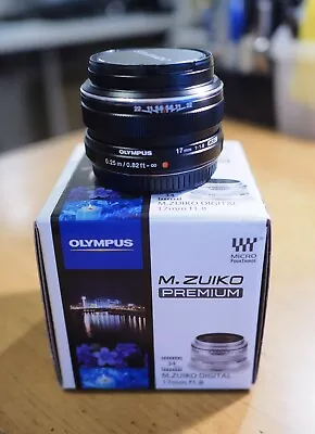 Mint +++ Olympus M.Zuiko Digital 17mm F1.8 Lens (Black) • $195