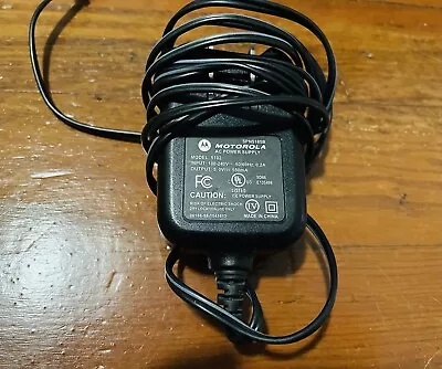 Motorola SPN5185B Cell Phone Wall Charger 5V 550mA Model: 5102 • $8