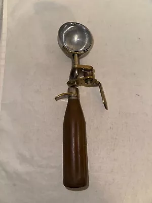 Vintage 1930's Benedict Deluxe Indestructo 24 To A Quart Ice Cream Scoop • $74.99