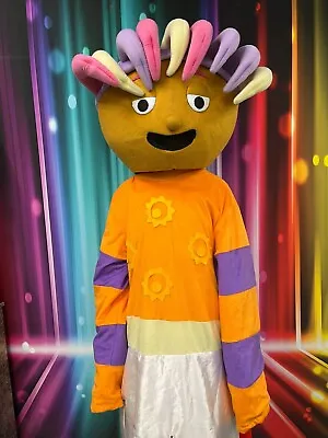 Hire Upsy Daisy Night Garden Lookalike Costume Mascot Fancy Dress Delivery UK • £49.99