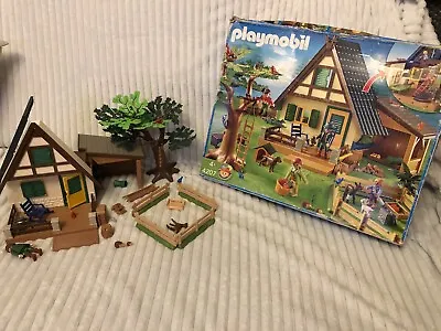 Playmobil - 4207 Farm And Country Life Forest Lodge  BOXED • £19.93