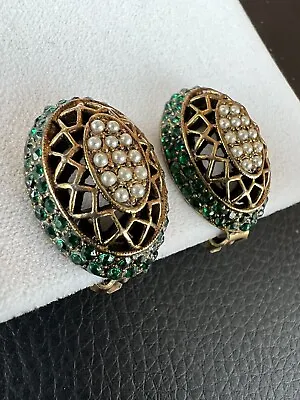 Vintage HAR Oval Dome Reticulated Earrings Green Rhinestones Faux Pearl • $78