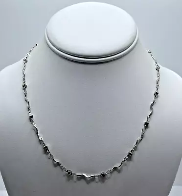 Unique Silver Tone Necklace Fashion Jewelry Unmarked • $4.99