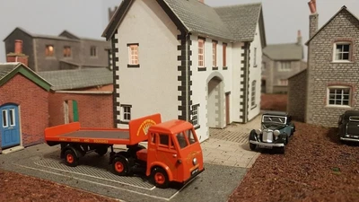 £650 • Buy 00 Gauge Model Railway Layout 8ft X 4ft
