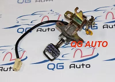 02 - 06 Toyota Camry XLE Trunk Lid Latch Lock Cylinder W/ Key / OEM • $64.99