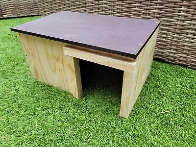 Small Rabbit / Guineapig House/shelter/hideaway( Fully Assembled )  • £15.99