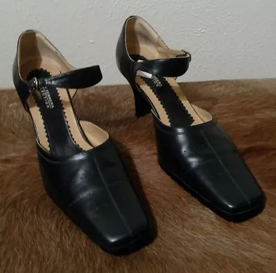 Henry Ferrera Abba   Navy Leather Heels ~ Size 38 (9) • £12.57