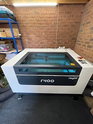 RAYJET R400 60W CO2 LASER CUTTER ENGRAVING & CUTTING MACHINE 1030 X 630mm AREA • £5000