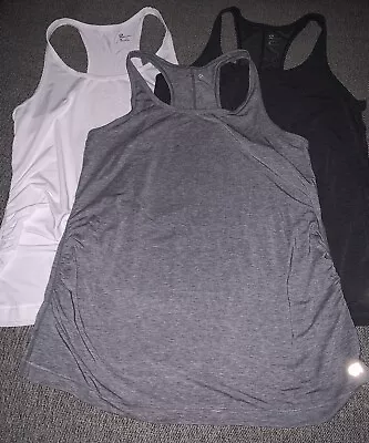 3 Gap Maternity Workout Tops  Medium. Black/Grey/White. Nearly New. • £7.50