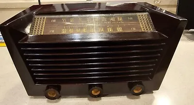 Vintage Philco Model 51-934 AM FM Bakelite Tube Radio V Nice • $89.95