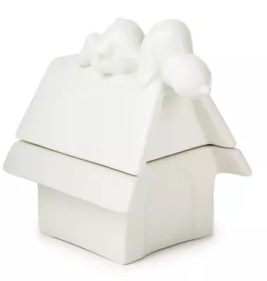 Hallmark Peanuts Snoopy On Doghouse Stacking Salt And Pepper Shakers Set New • £27.67