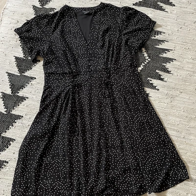 $41 • Buy City Chic Dress Size M Ec Looks As New Rrp $129.95 Lovely Detail Lined