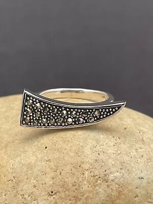 UNIQUE MARCASITE RING Set In 925 STERLING SILVER FAST FREE SHIPPING !! • $29