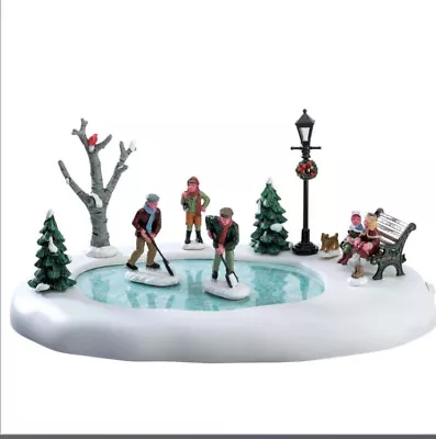 Lemax Clearing The Ice-Animated Skating Pond -Holiday Village/Train -RETIRED • $39.75