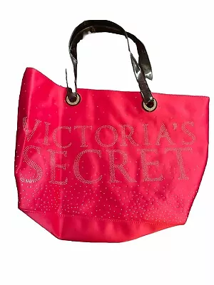 Victoria’s Secret Tote • $10