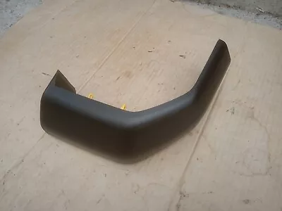 Land Rover Discovery 2 Rear Bumper Corner Moulding RHS • $50