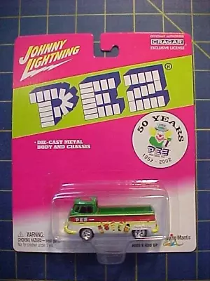 1/64 Johnny Lightning 50 Years Pez 1952-2002 Volkswagen Pickup Truck!  Nip • $16.95