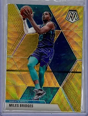 2019-20 Panini Mosaic Miles Bridges Gold Wave Prizm #82 Michigan St And Hornets • $5