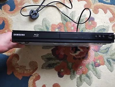 Samsung Blu-ray Player - BD- E5300 • £10