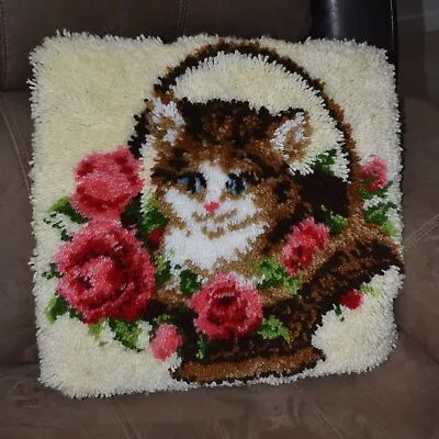 Vtg Cat In Flower Basket PILLOW KIT Pretty VIVID Colors Latch Hook Art 15sq • $35