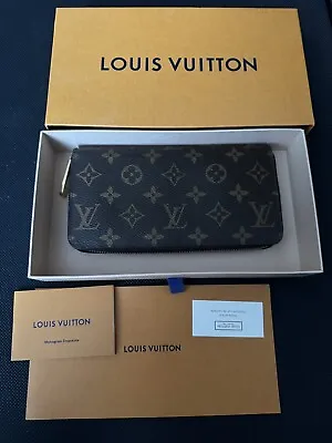 Louis Vuitton Zippy Wallet Purse Monogram Canvas • £350