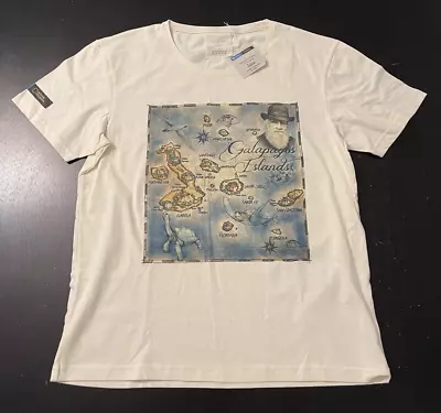 Zigze X National Geographic Galápagos Islands T-Shirt Size: Large • $24.99